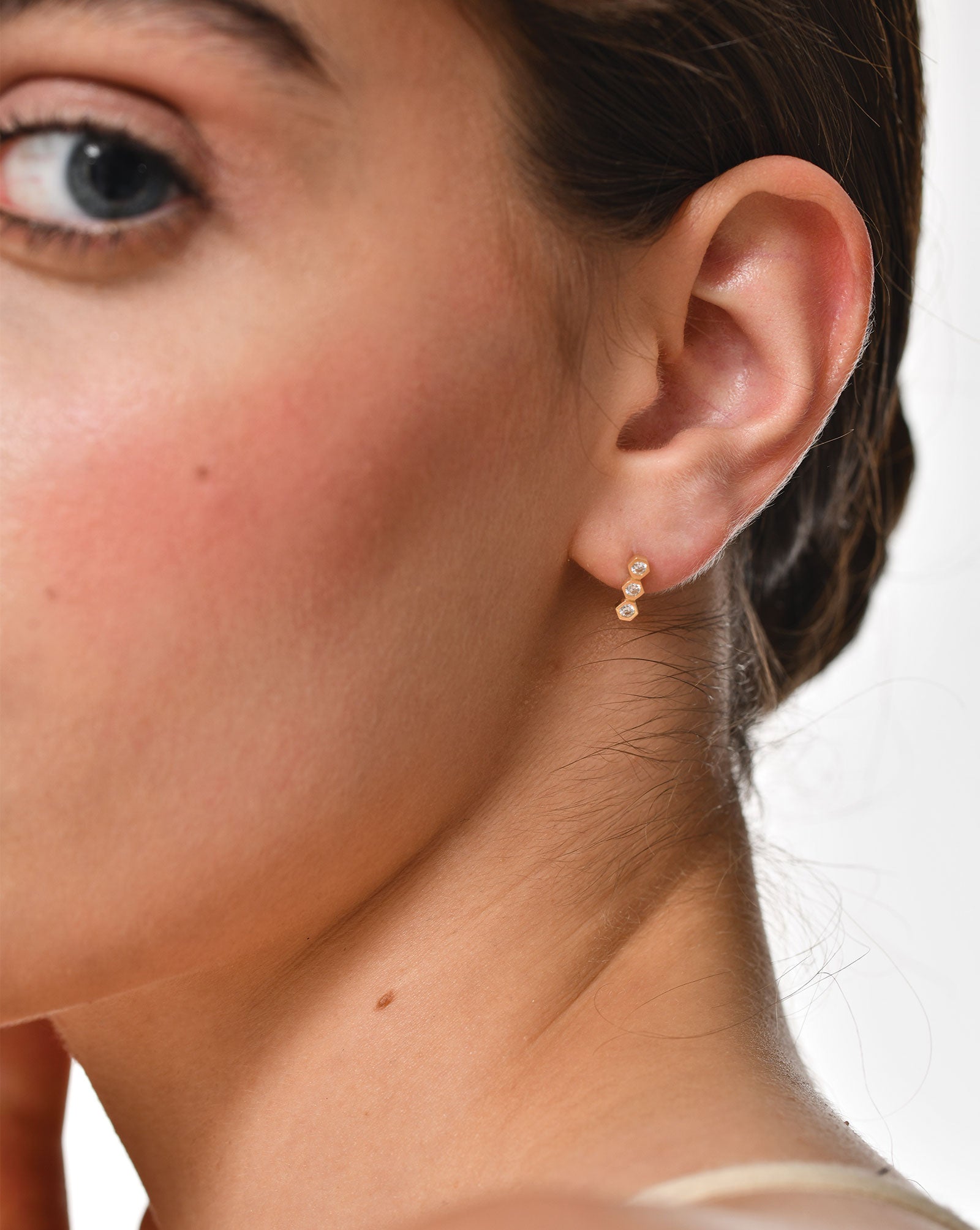 Zirconia Honeycomb Bar Studs