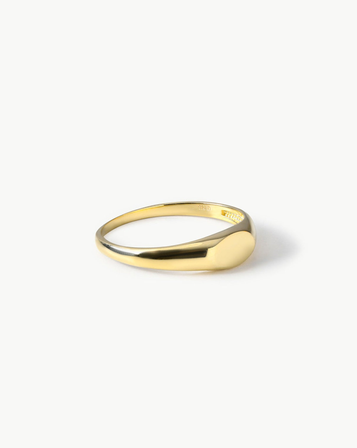 Oval Thin Signet Ring